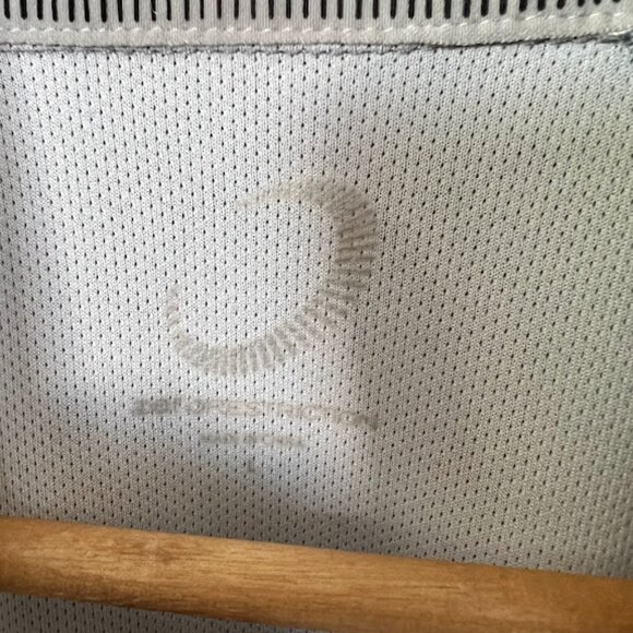 ⛳️ Zero Restriction Quarter Zip Pullover - Size Large - Picture 2 of 3